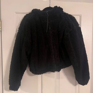 Fuzzy cropped jacket